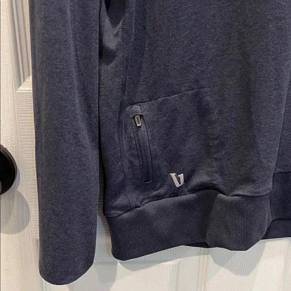 Vuori Men's Navy Crewneck Sweater like new! Only worn a few times! - Picture 3 of 5
